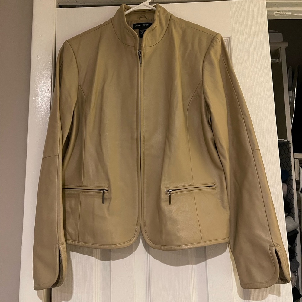 Valerie Stevens Beige Leather Jacket for Women
